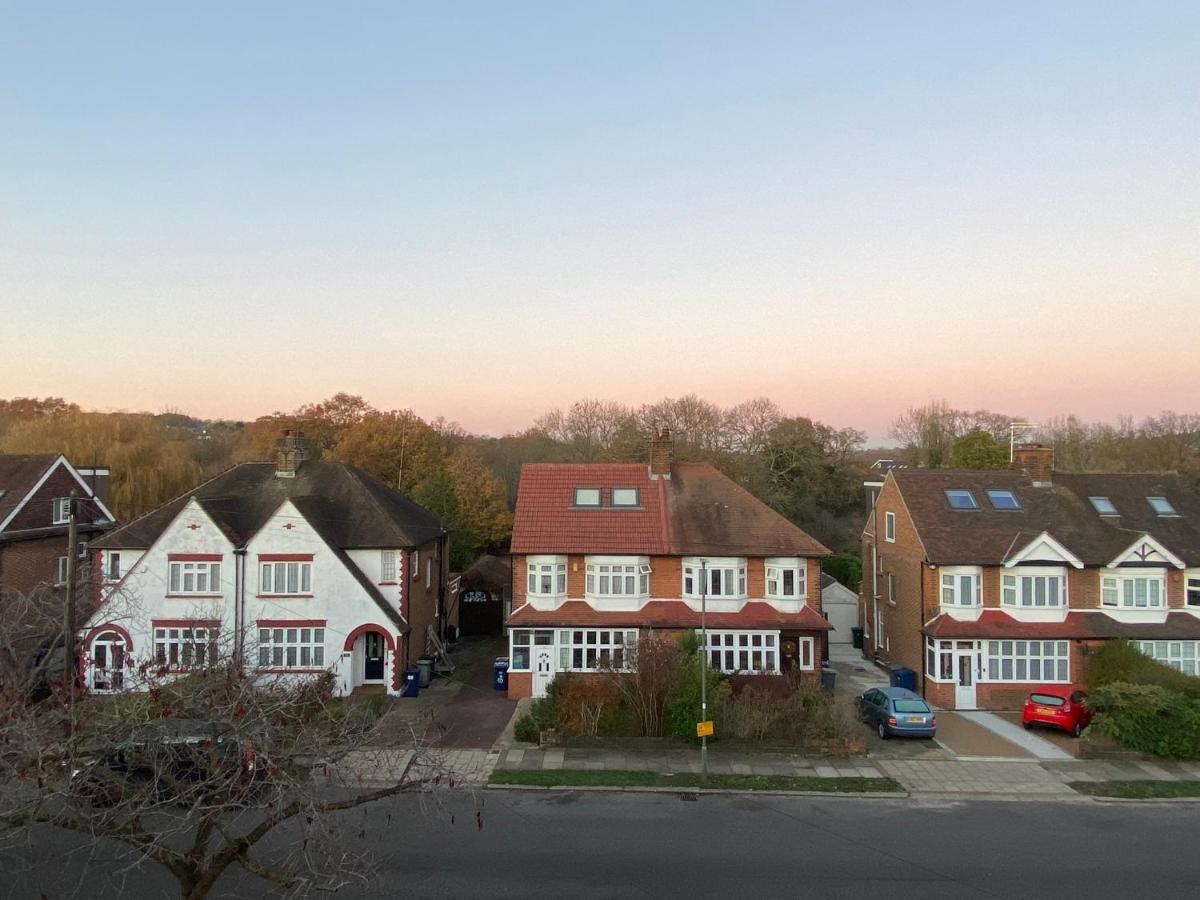 Quiet North London - 2 X Double Bedrooms - Close To Station And 20Mins Central London Totteridge Exterior photo